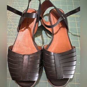 Lucky brand sandals